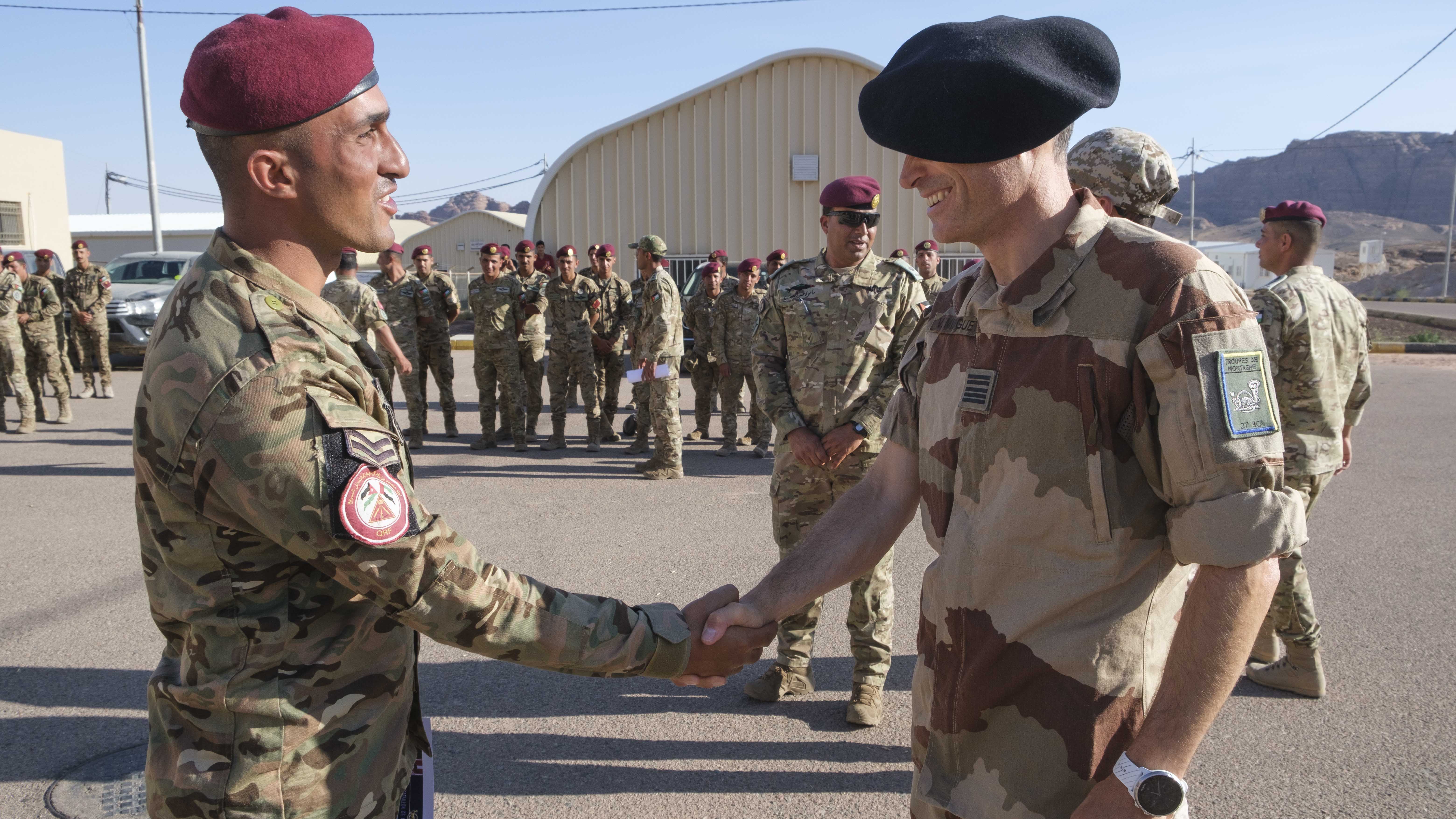 Jordanie, juin 2023 : un détachement du 27e bataillon de chasseurs alpins participe à l'exercice Al Jabal avec le 61e bataillon jordanien.